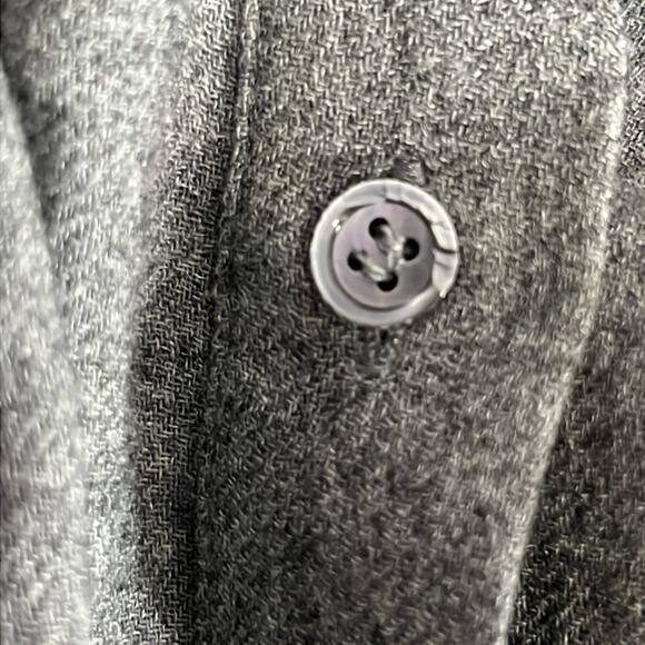 Theory Simara Knit Button-Front Blouse Size Small - Picture 11 of 11